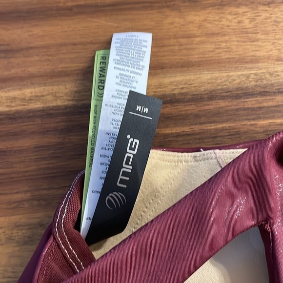 NWOT MPG Whitney sports bra - size M - Picture 6 of 8